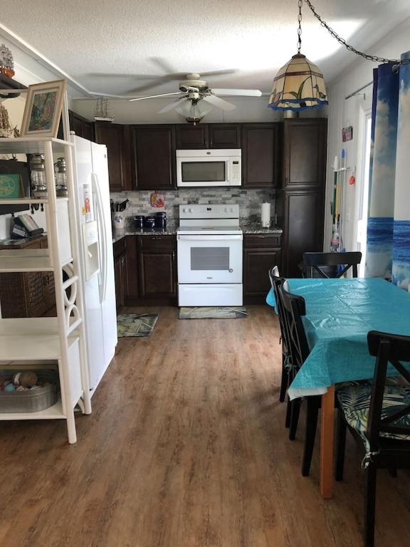 Bayside 1St Floor Oc 2 Br/1Ba Pool Condo Close To Jolly Roger/Convention Center Ocean City Bagian luar foto